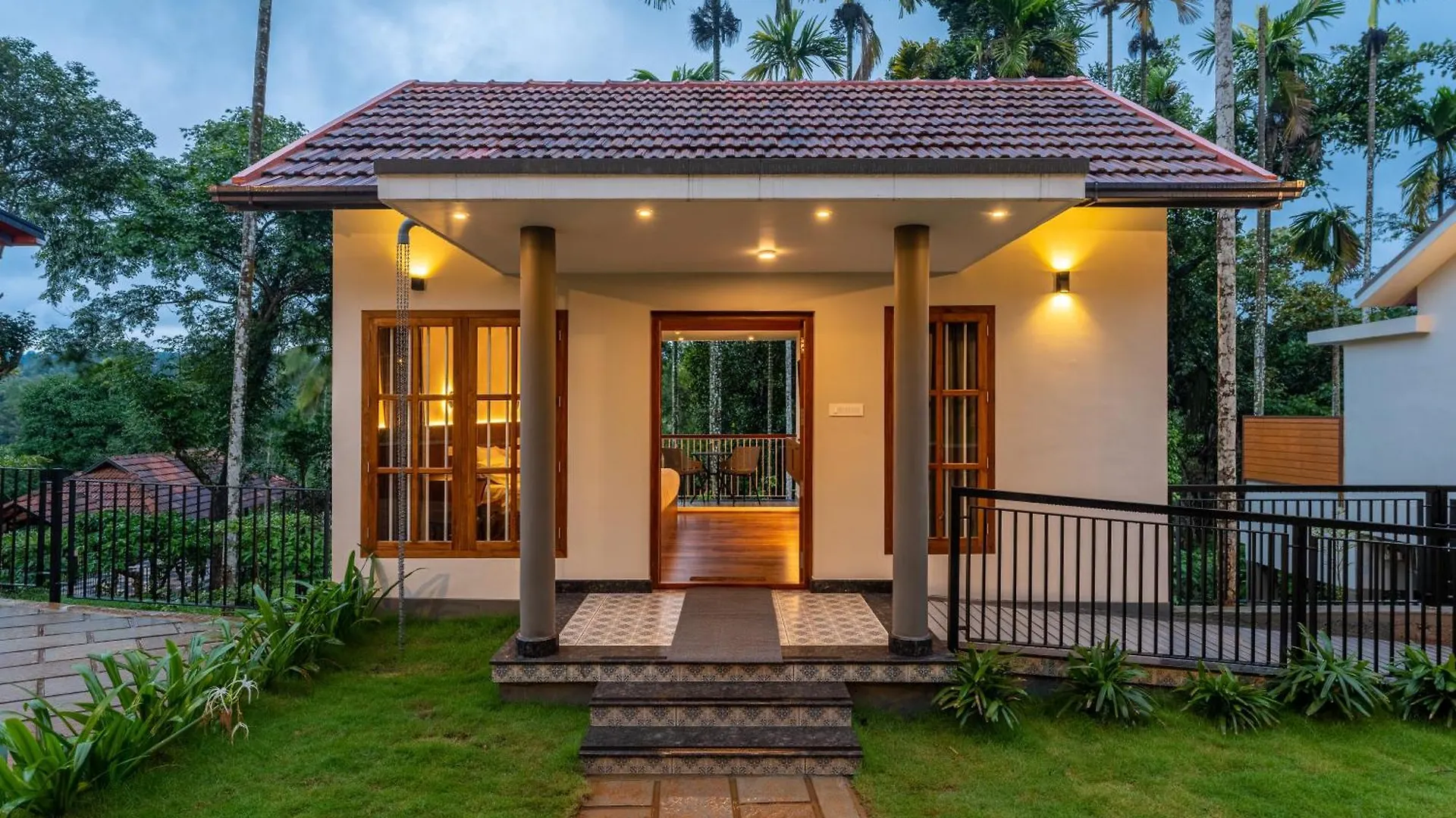 Theyila Wayanad Premium Pool Resort Sultan Bathery Hindistan