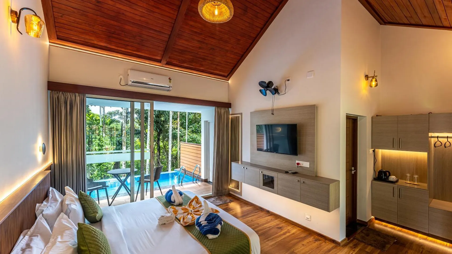 Theyila Wayanad Premium Pool Resort Sultan Bathery 0*,