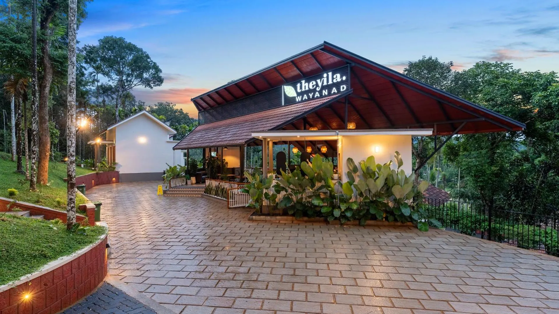 Theyila Wayanad Premium Pool Resort Sultan Bathery